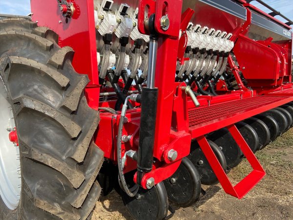 Variable grain seeder СЗД-420V