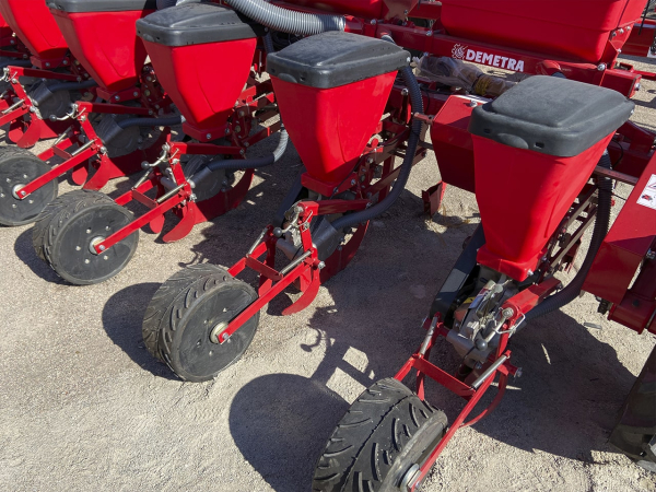 Precision seed drill СПМ-6