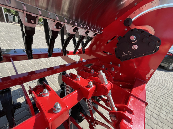 Seed drill "DEMETRA MINI" СЗД 2100V